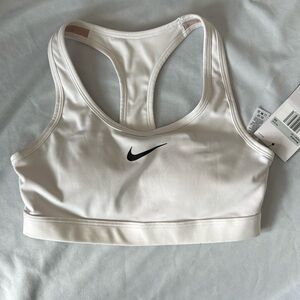 Nike Swoosh Medium Support Padded Sports Bra White Size XS